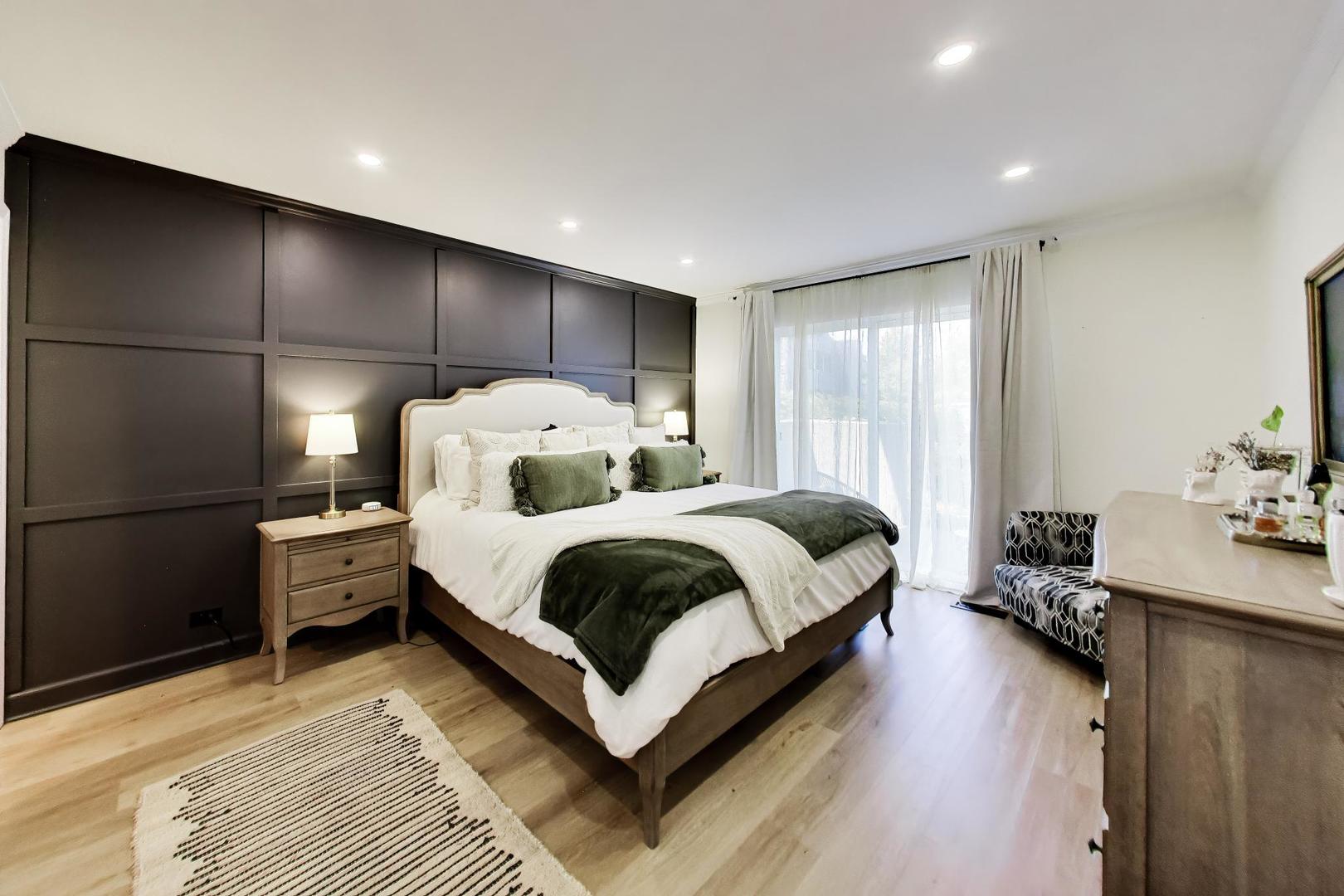 1714 Northfield Square Unit: B