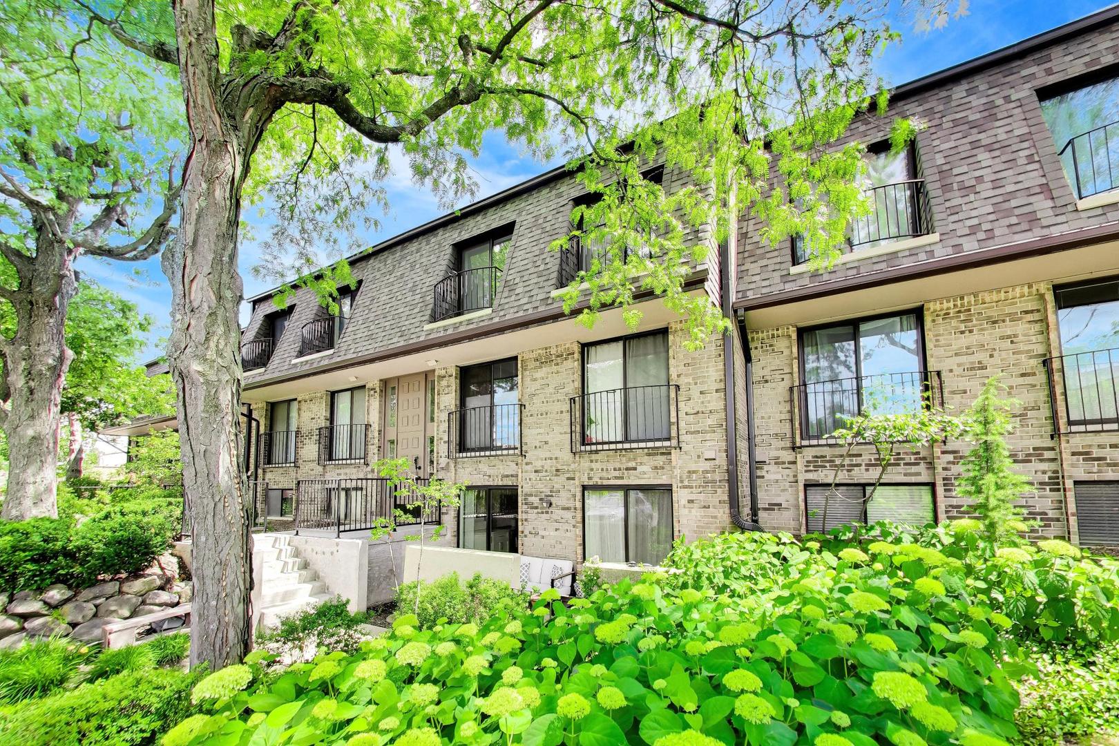 1714 Northfield Square Unit: B