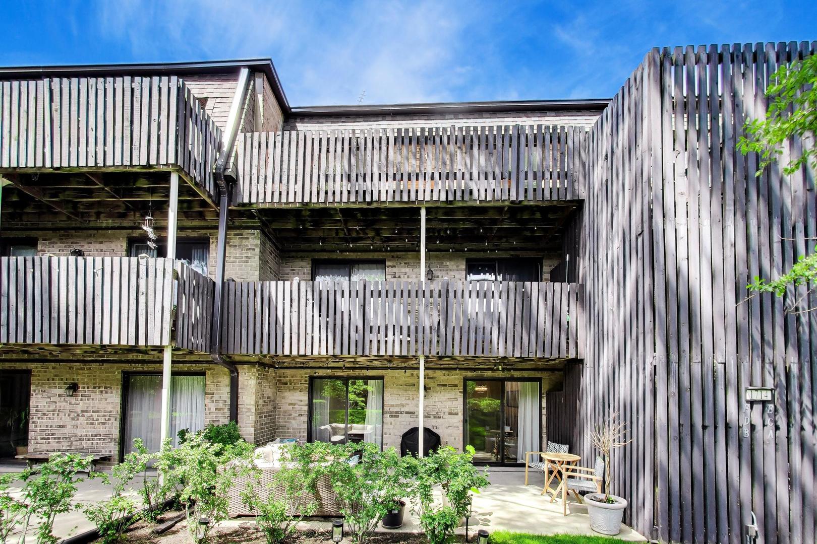 1714 Northfield Square Unit: B