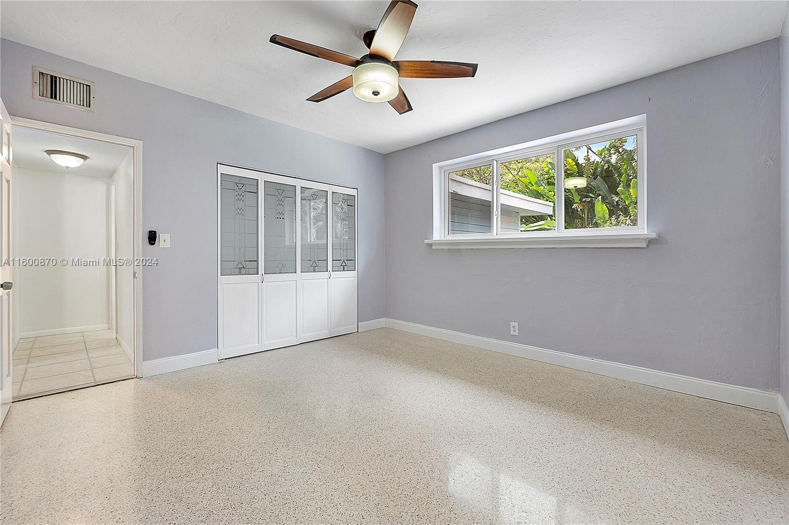 41 Holly Ln