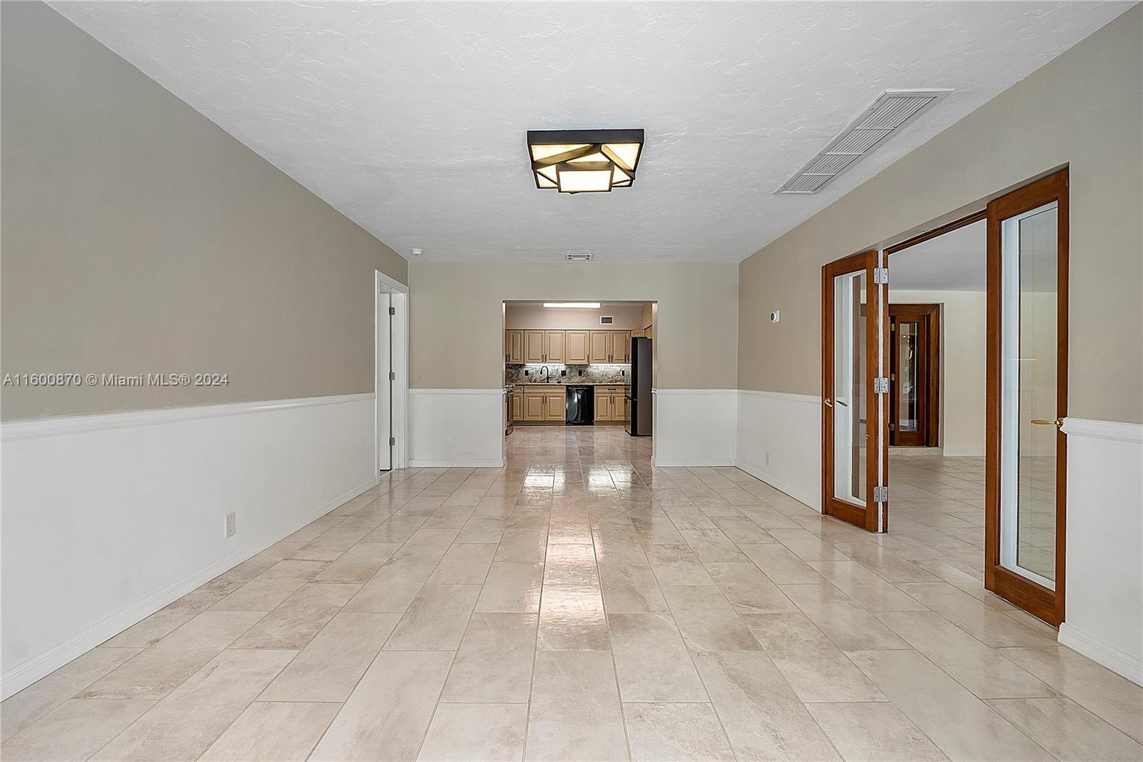 41 Holly Ln