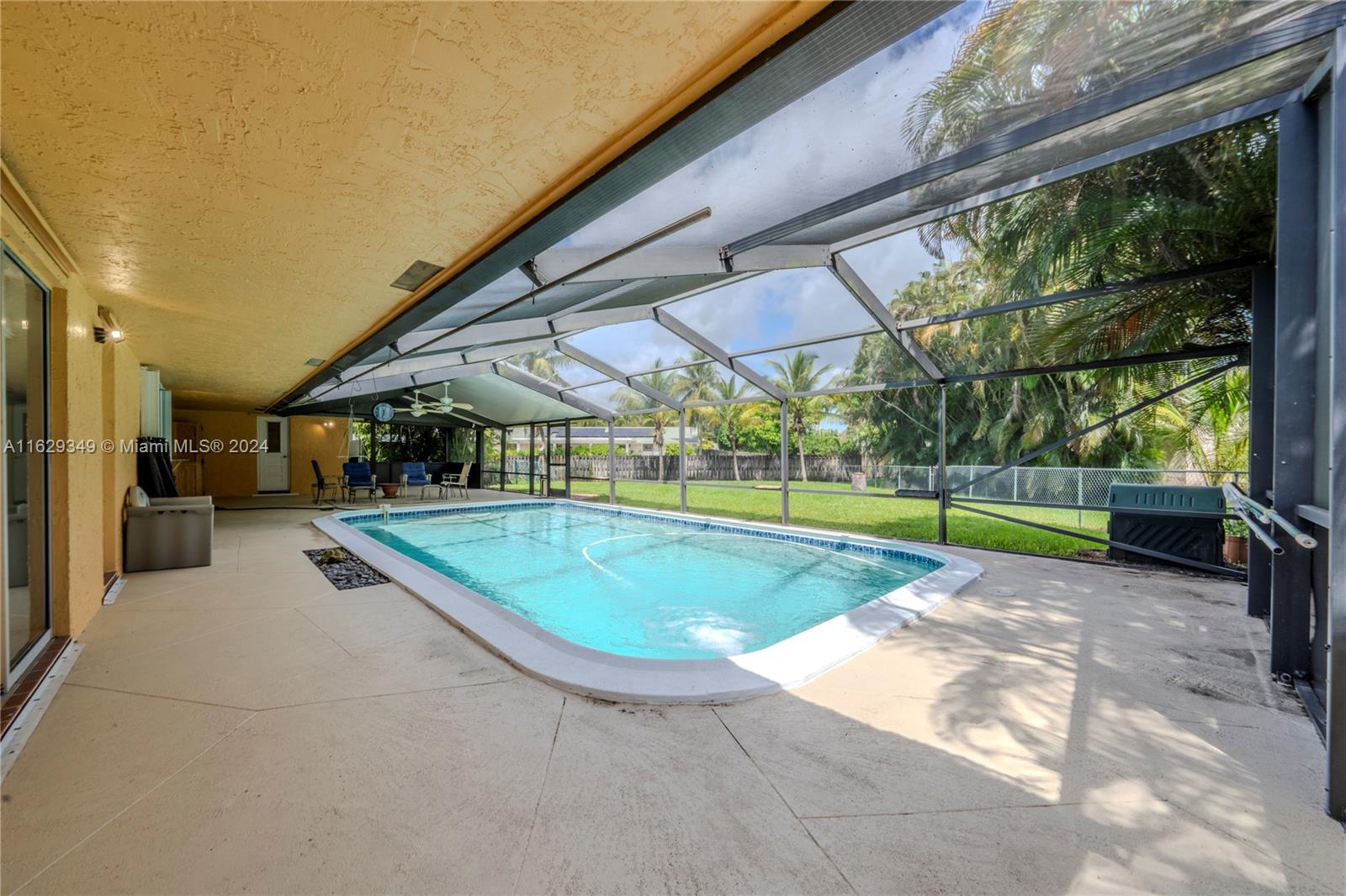 11601 Tara Dr