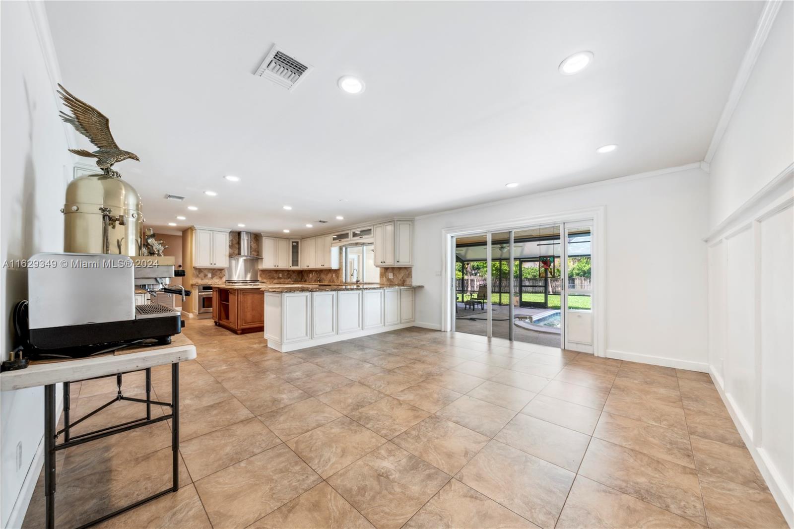 11601 Tara Dr