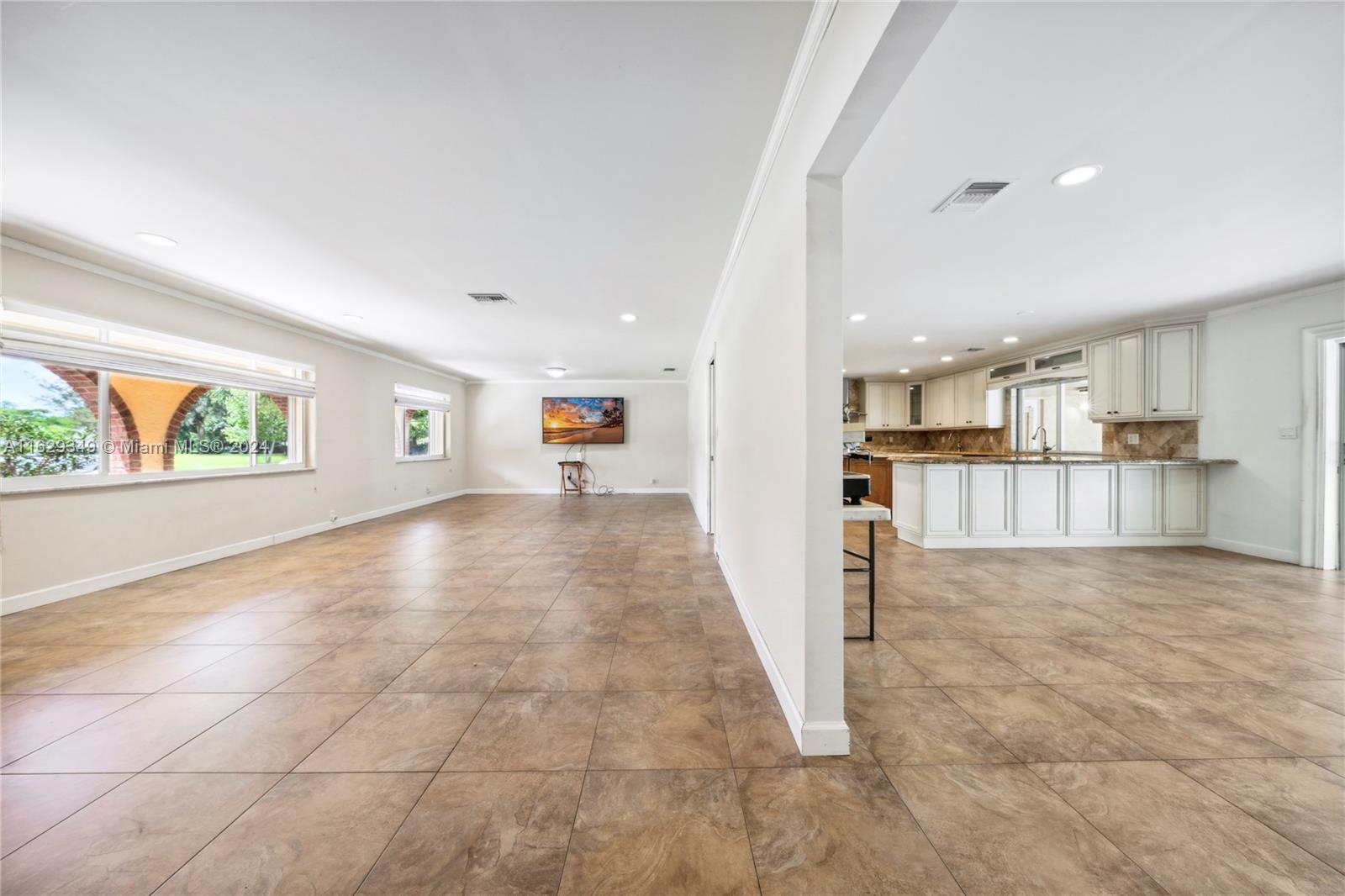 11601 Tara Dr