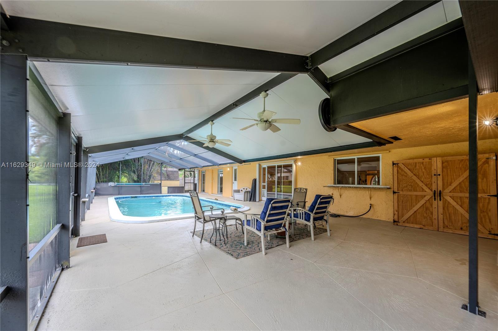 11601 Tara Dr