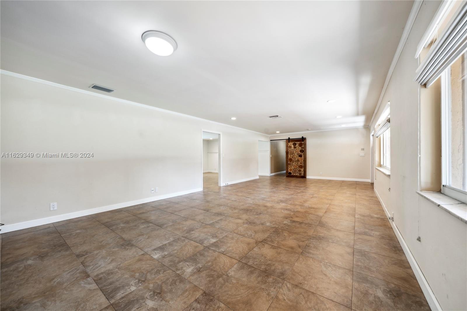11601 Tara Dr
