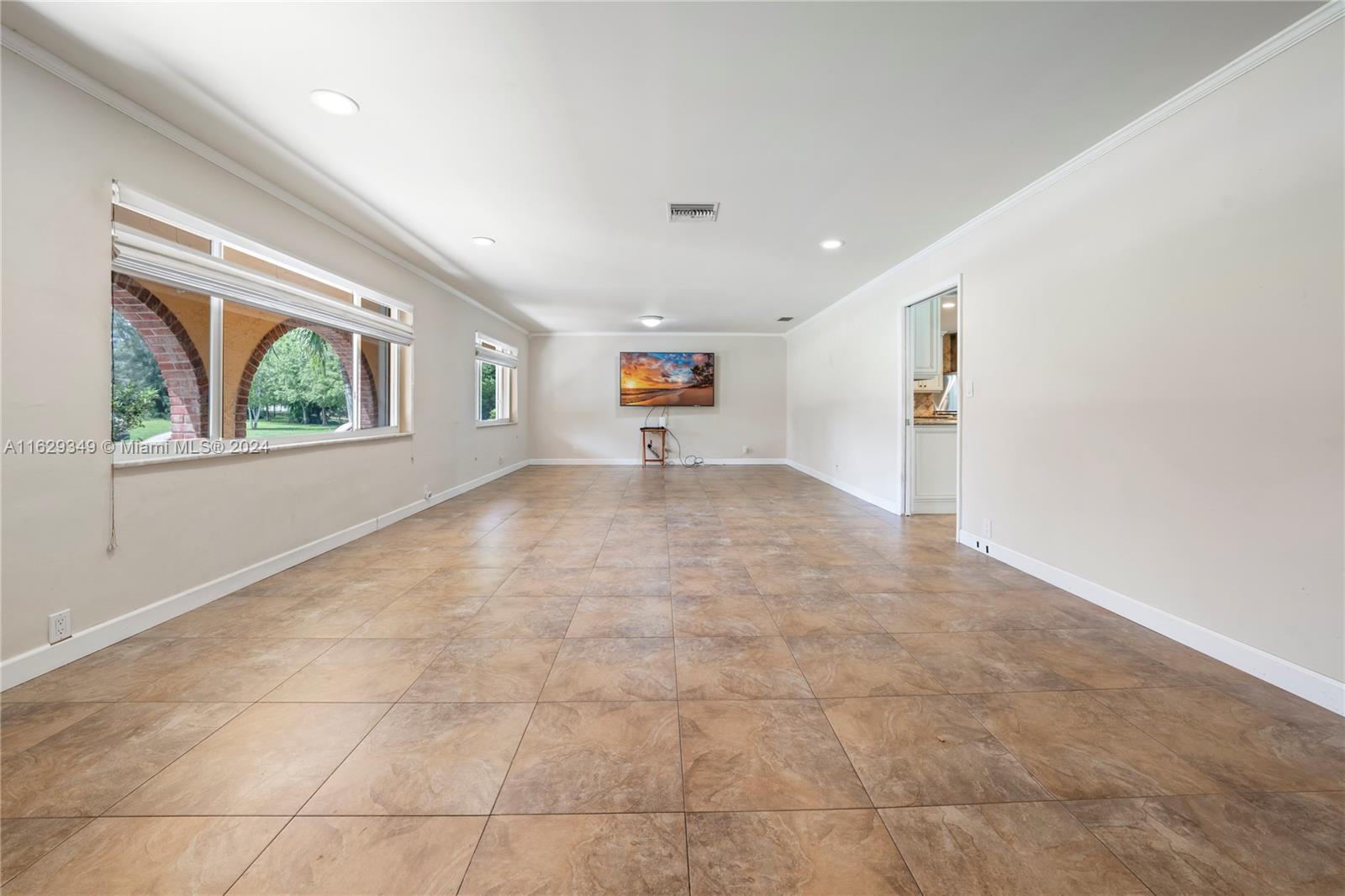 11601 Tara Dr