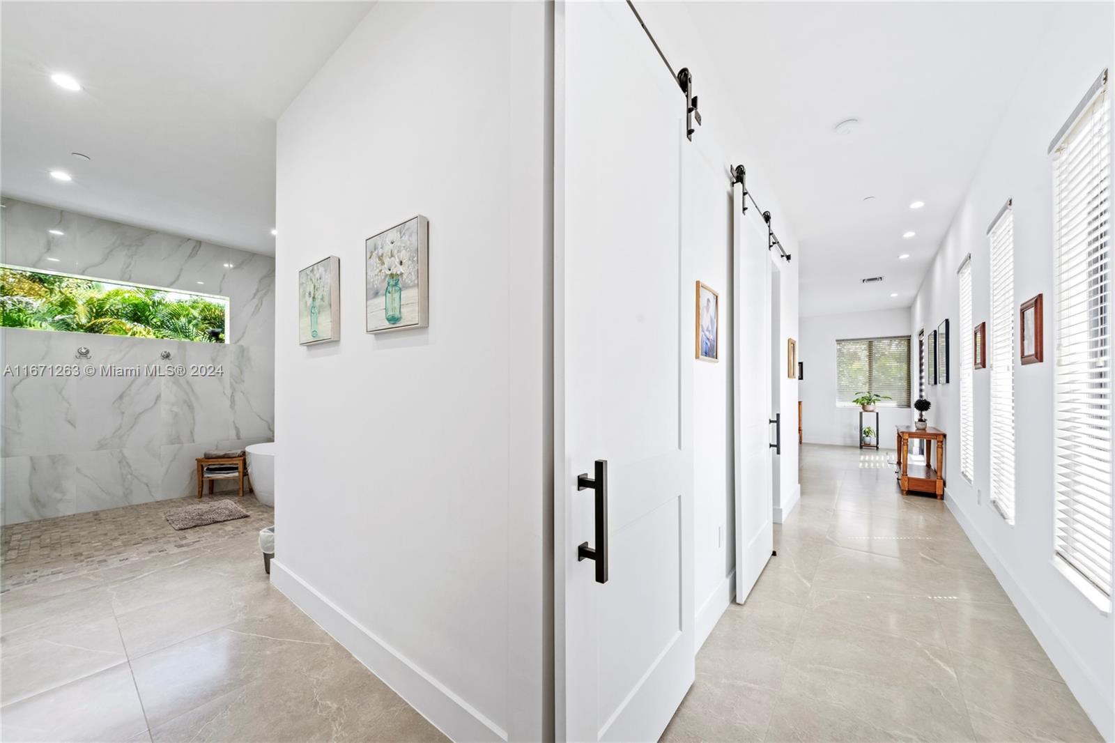 650 NW 118th Ave