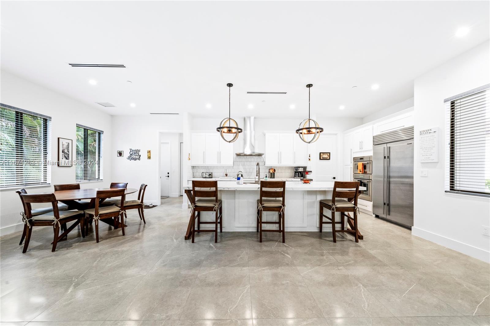 650 NW 118th Ave