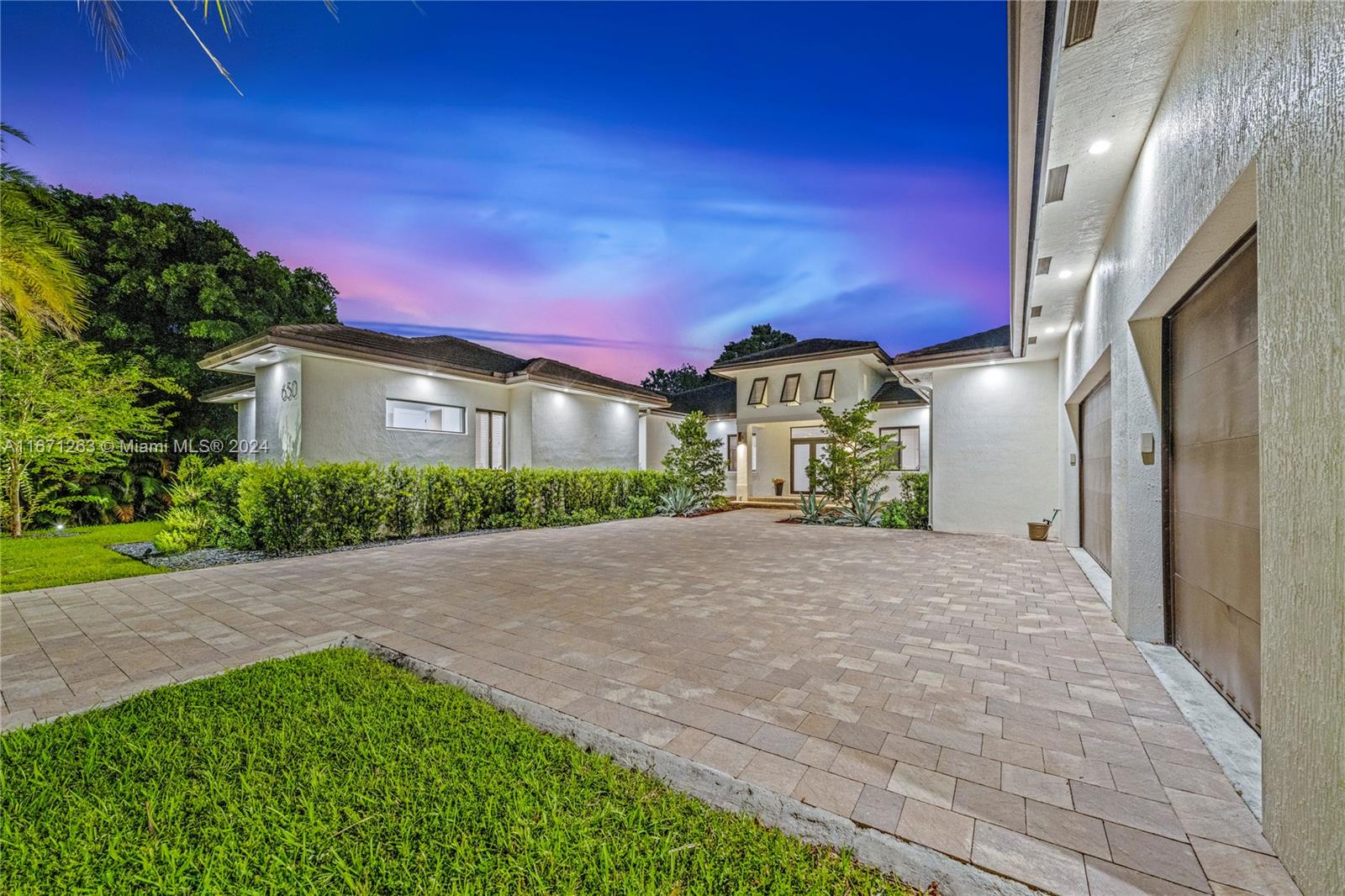 650 NW 118th Ave