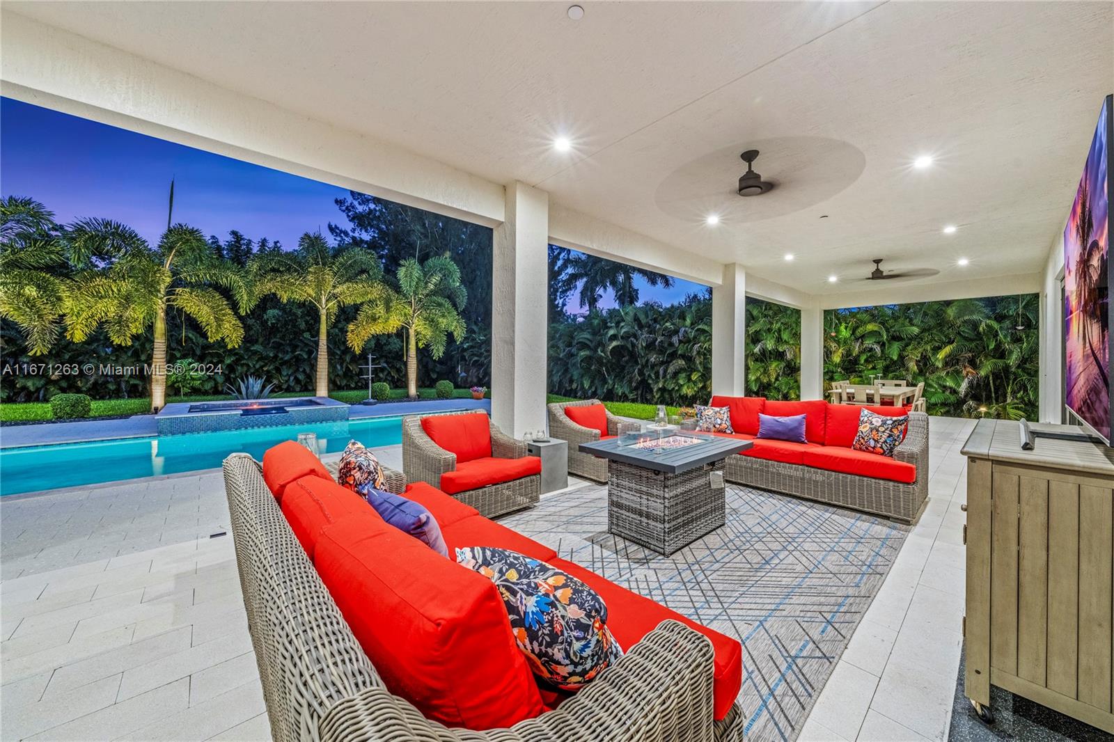 650 NW 118th Ave