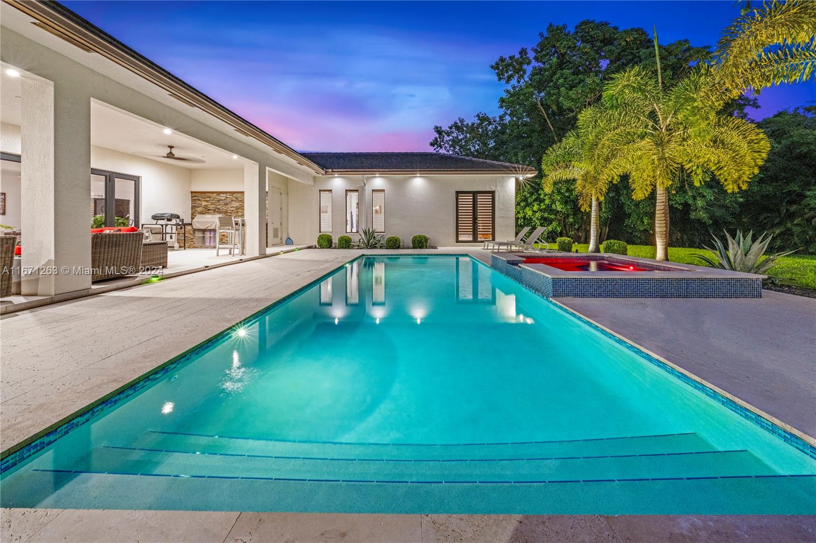 650 NW 118th Ave