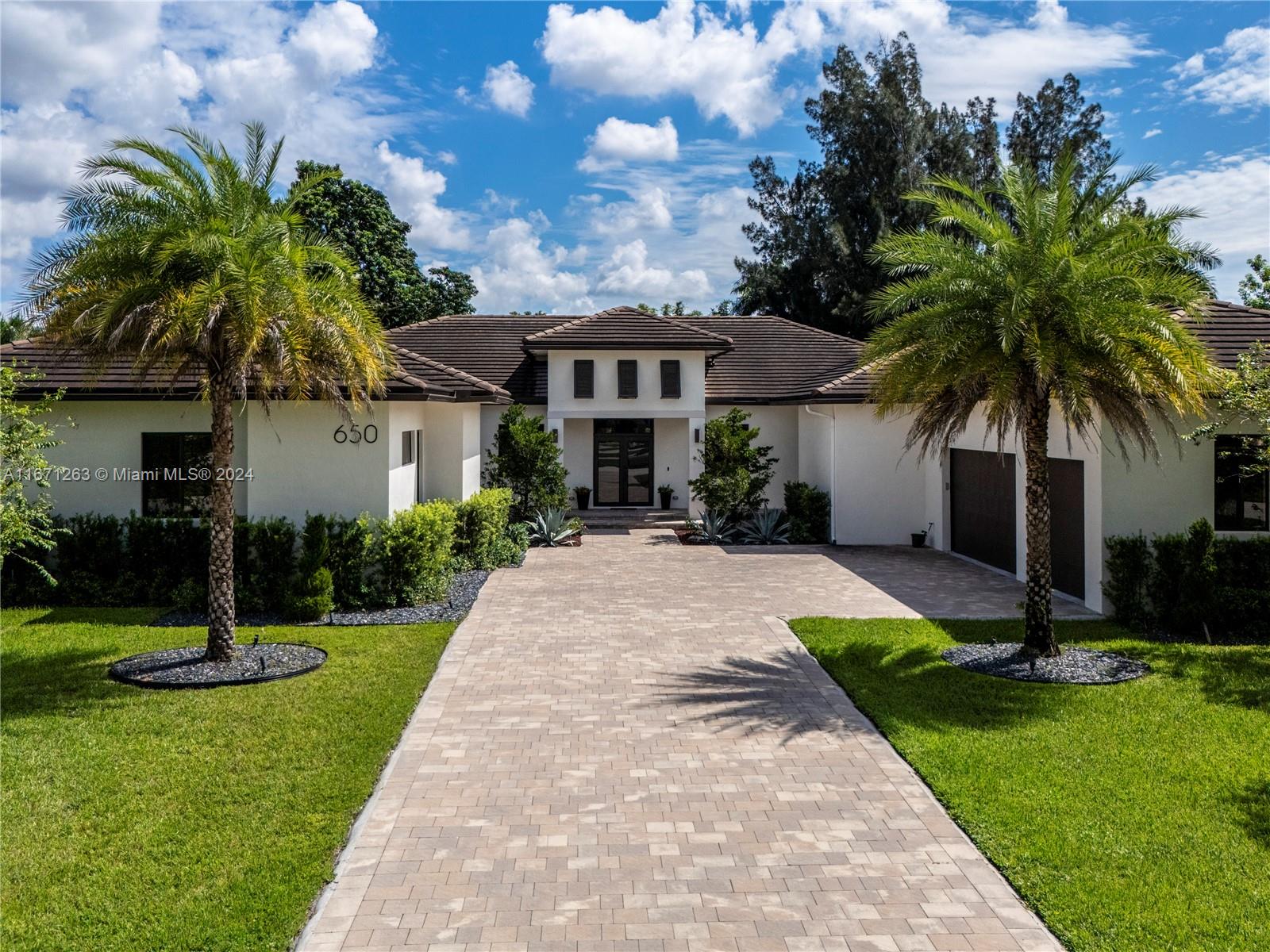 650 NW 118th Ave