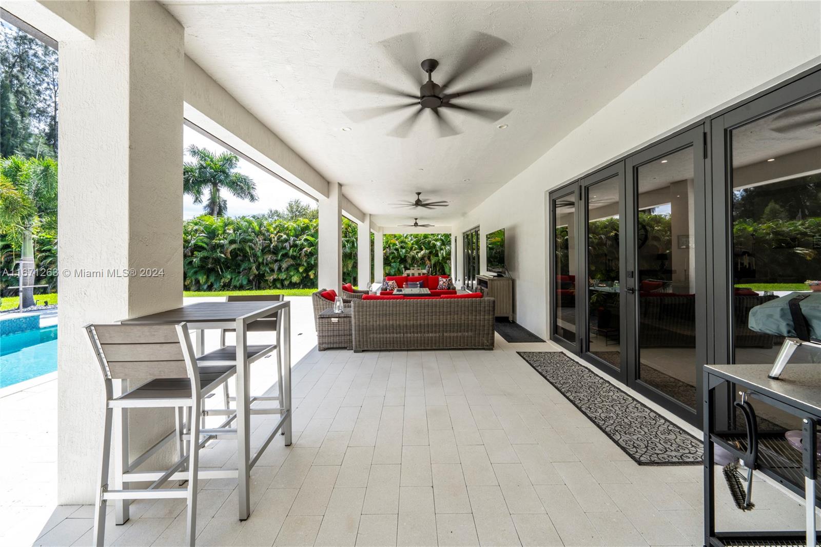 650 NW 118th Ave