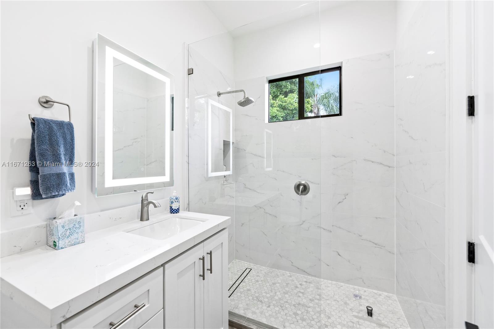 650 NW 118th Ave