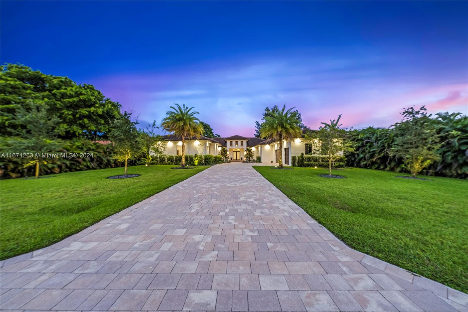 650 NW 118th Ave