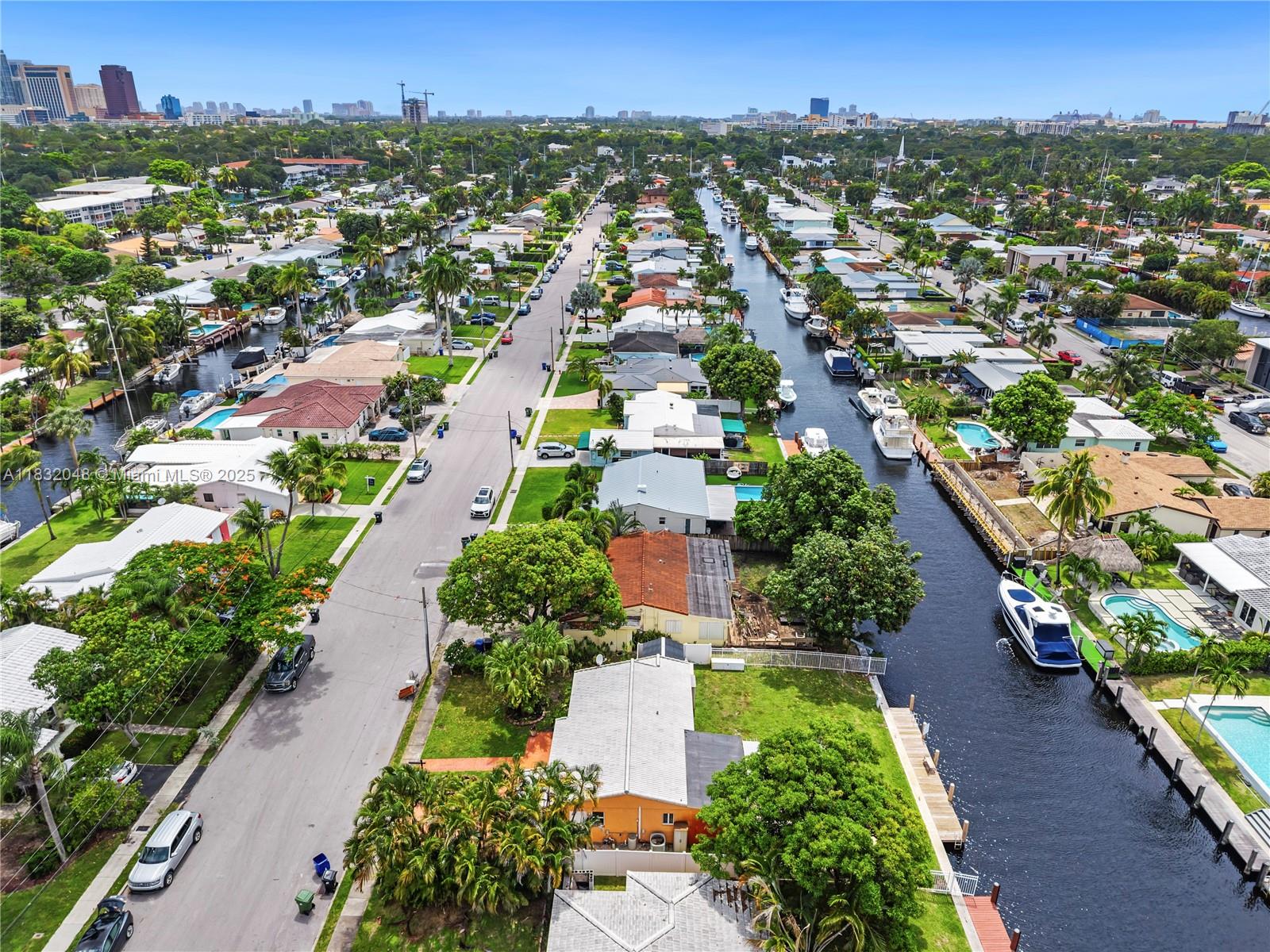 1328 Mango Isle