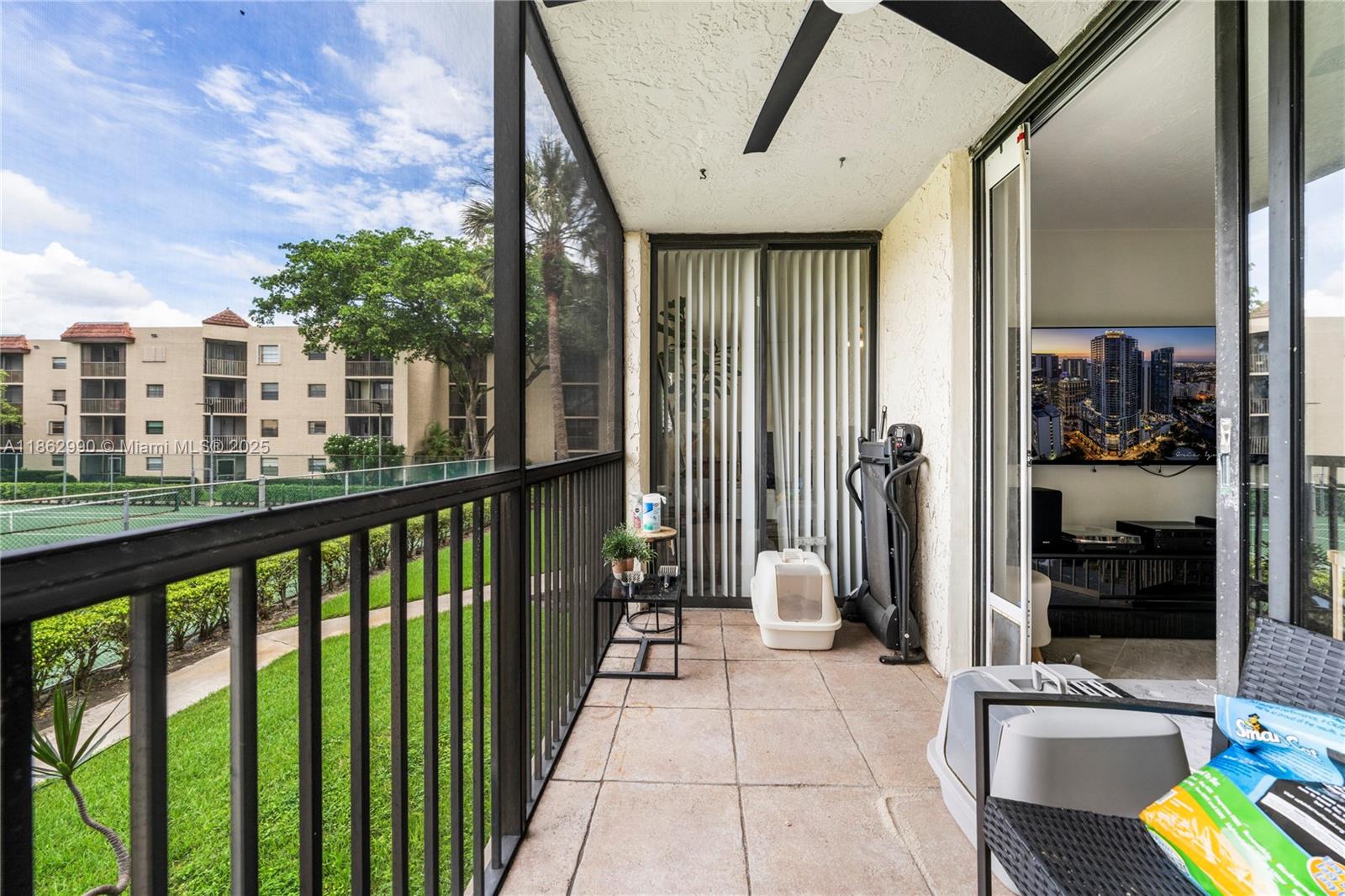 10401 W Broward Blvd # 209