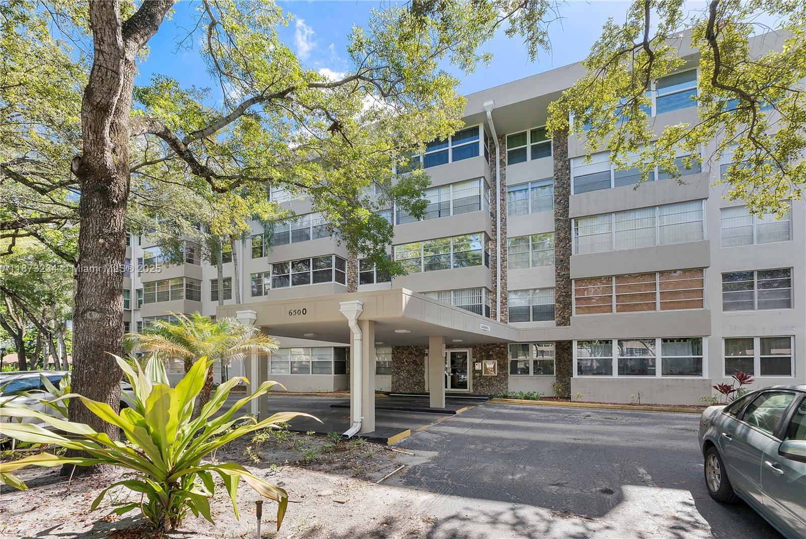 6500 Cypress Rd # 107