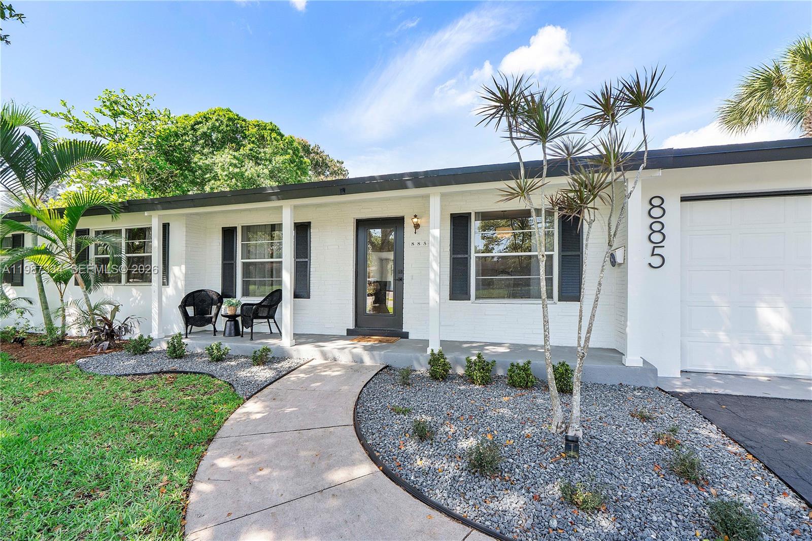 885 Camellia Ct