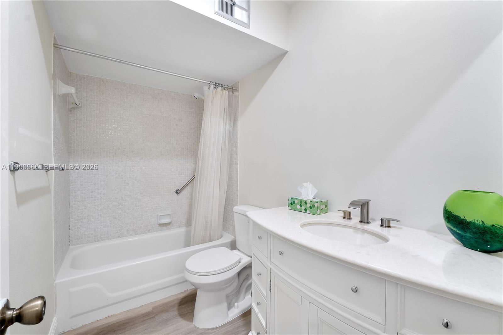 9201 Sunrise Lakes Blvd Unit: 304