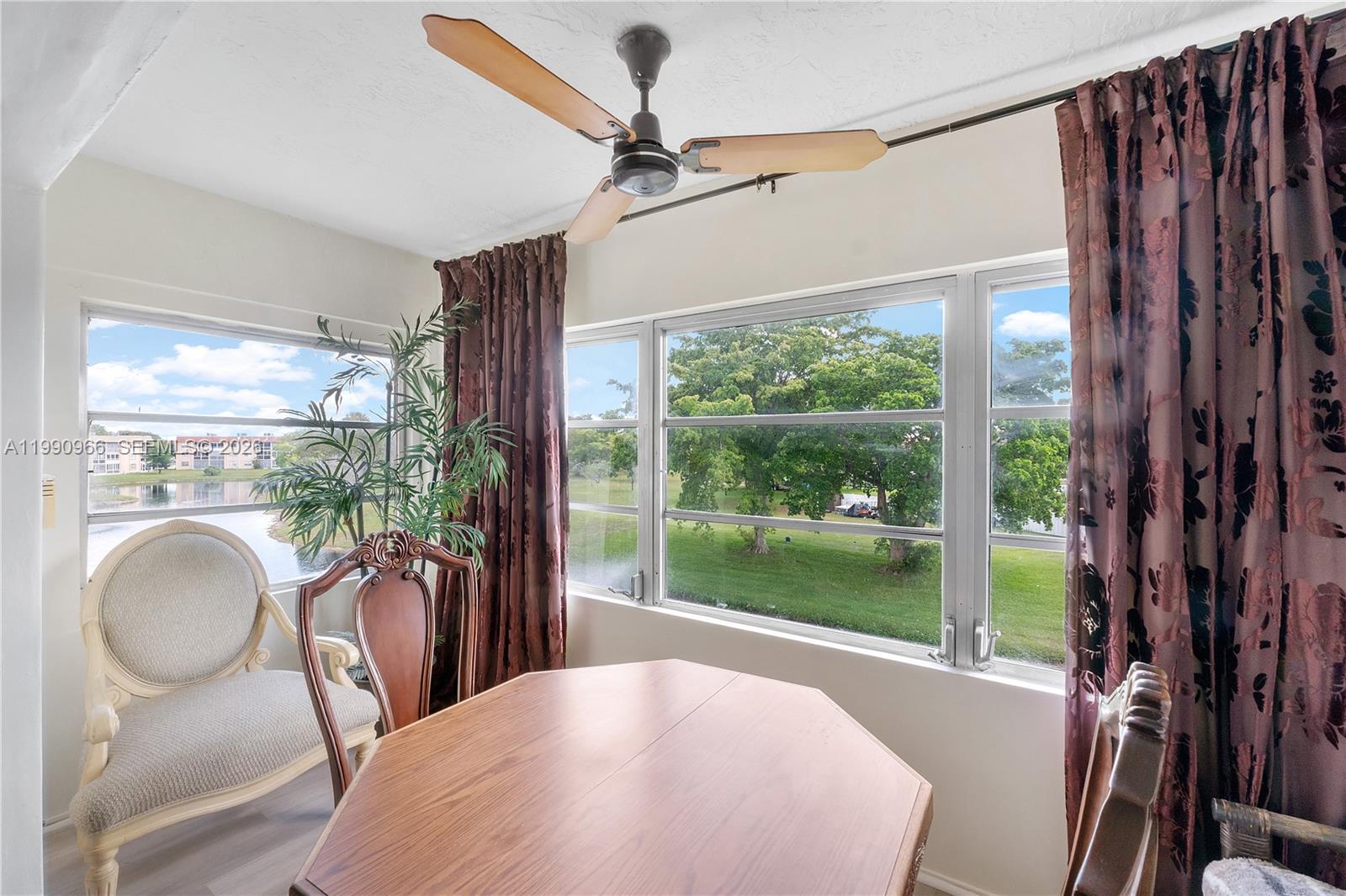 9201 Sunrise Lakes Blvd Unit: 304