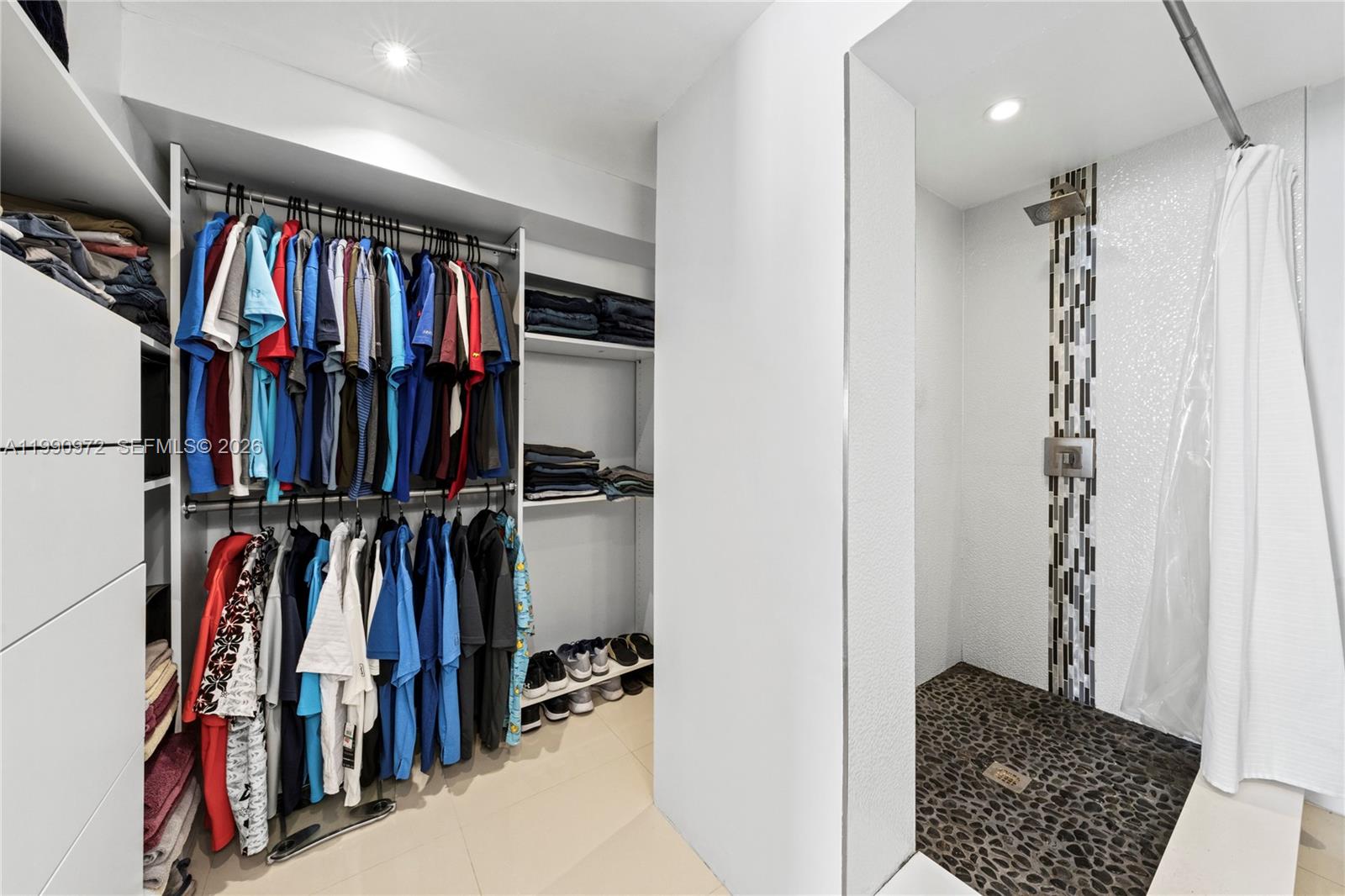 217 E Acre Dr Unit: .