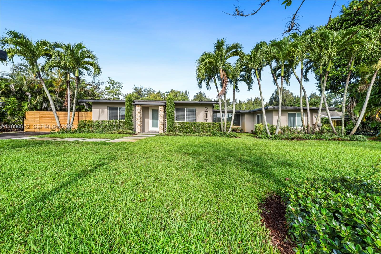 217 E Acre Dr Unit: .