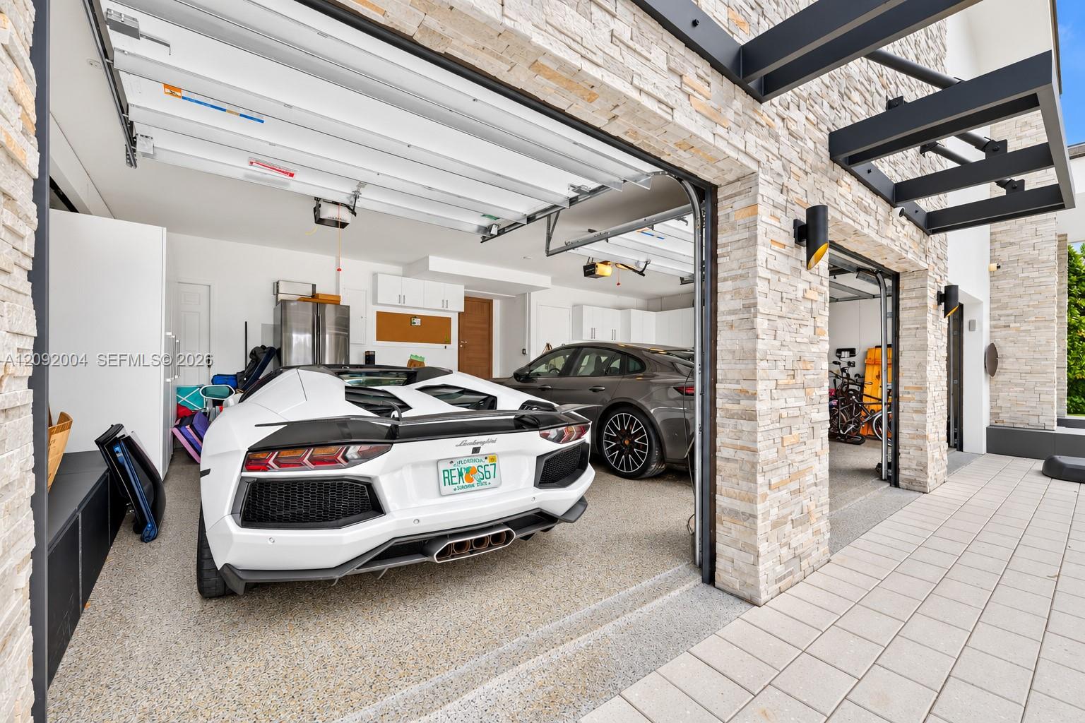 33 Pelican Dr