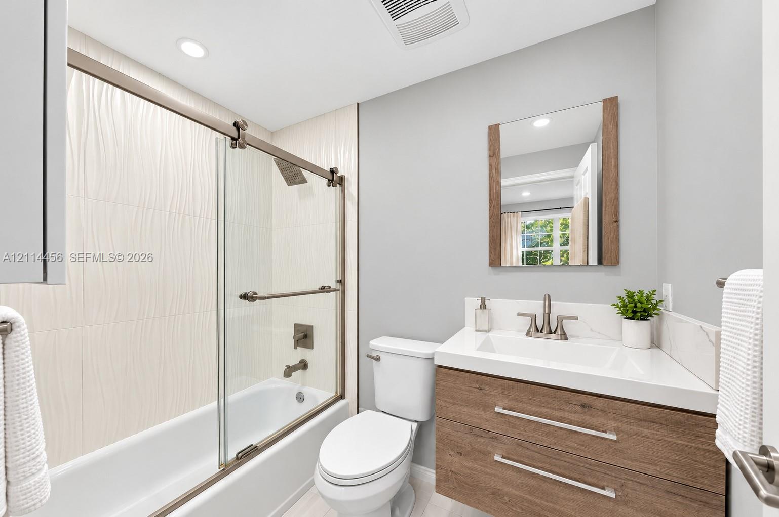 164 SW 96th Ave # 3 Unit: 29-3