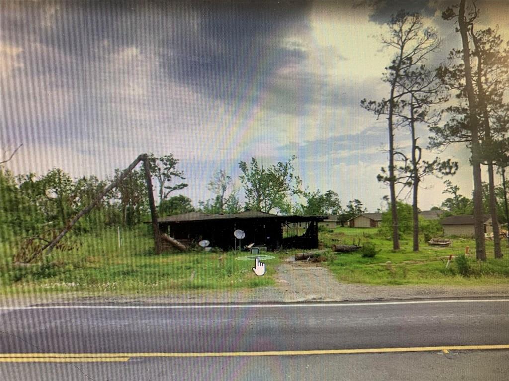 1620 Houston River Road