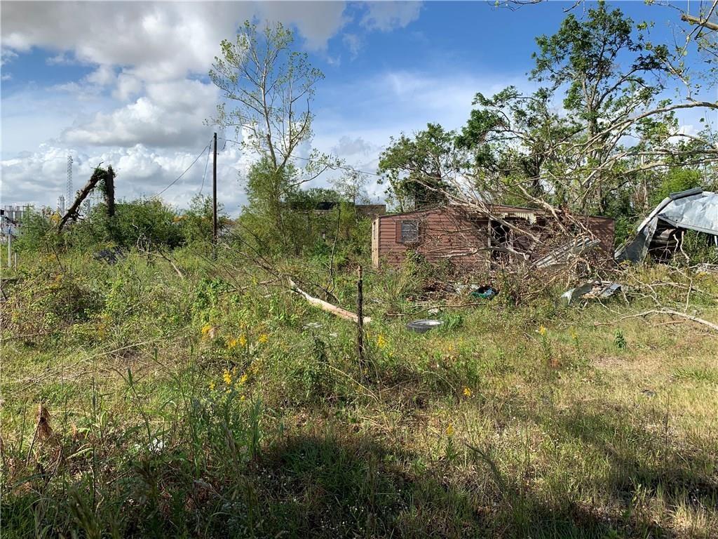 1620 Houston River Road