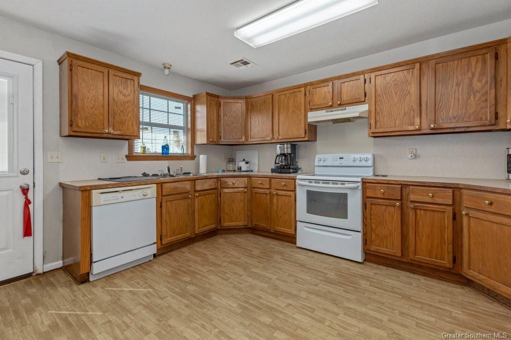 2907 Southern Ridge Road