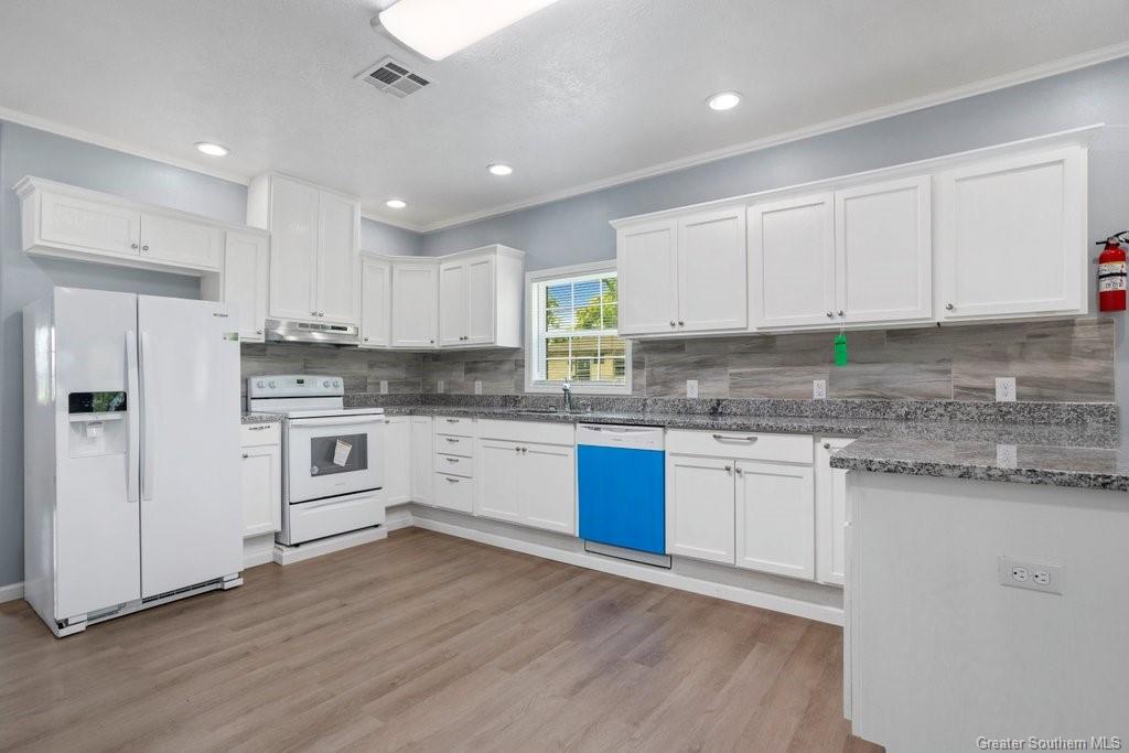 1304 N Simmons Street