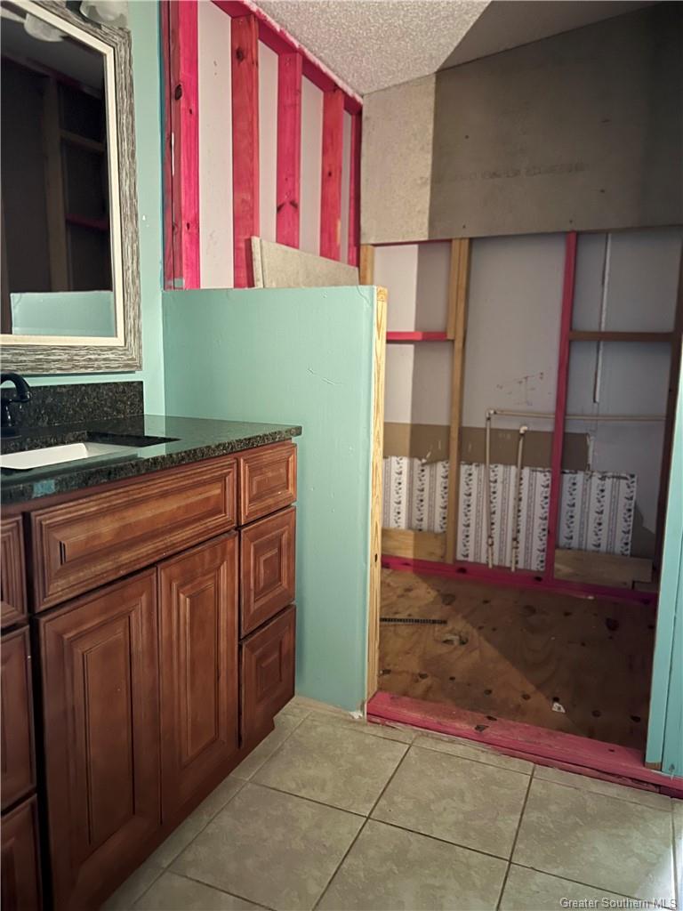 725 Majestic Oak Drive