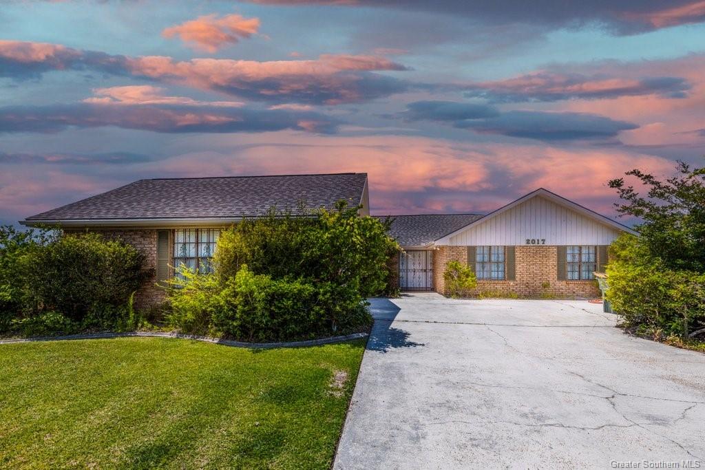 2017 Willowick Street