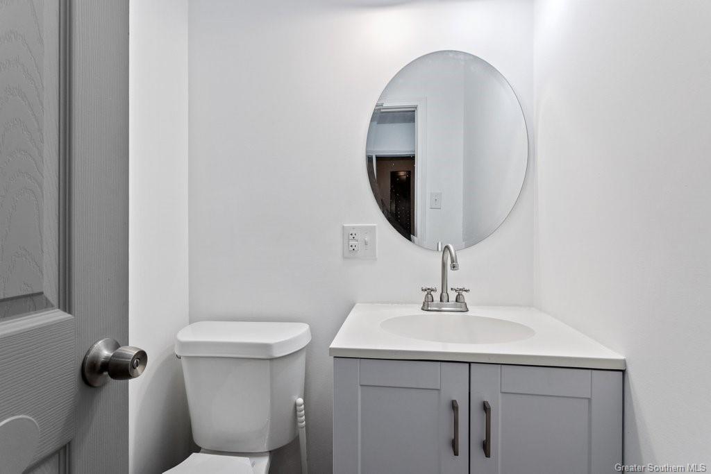 2007 E Prien Lake Road