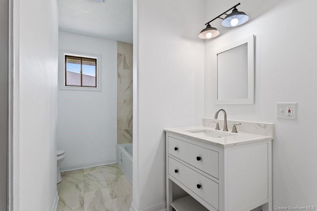 2007 E Prien Lake Road