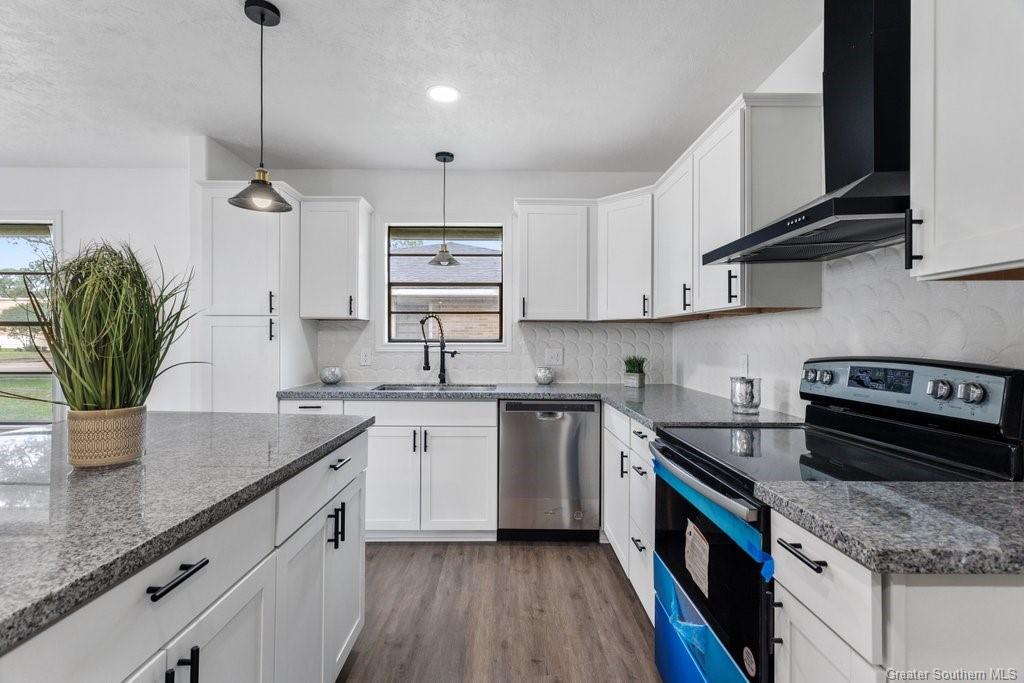 2007 E Prien Lake Road