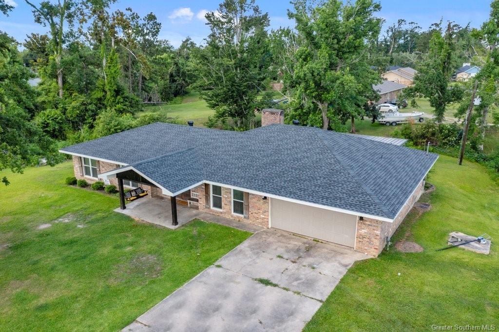 401 Basswood Road