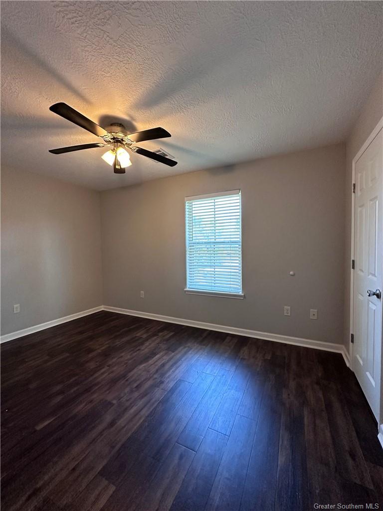 4101 1/2 Common Street 2