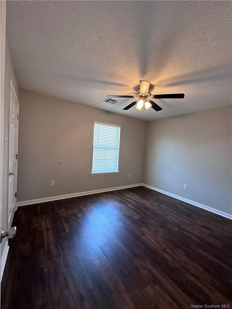 4101 1/2 Common Street 2