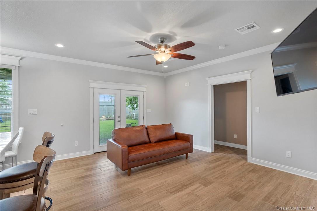 410 Saint Mary Street