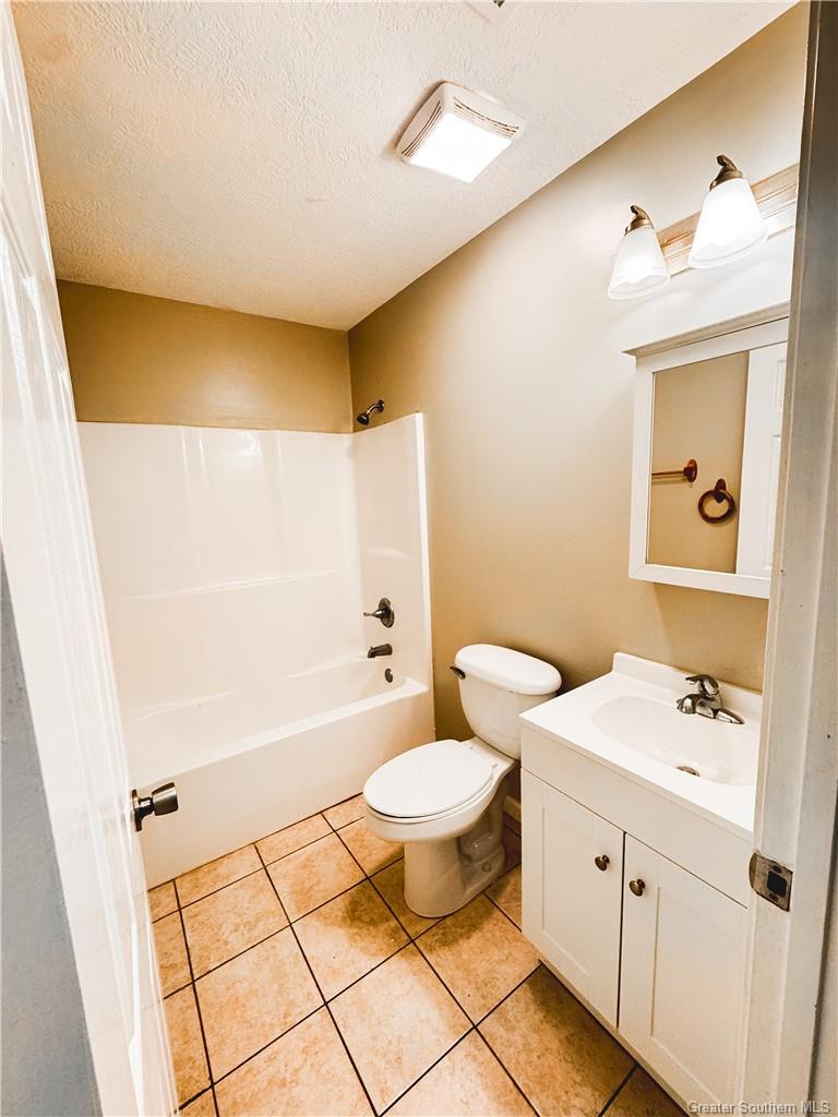 1737 Saint John Street