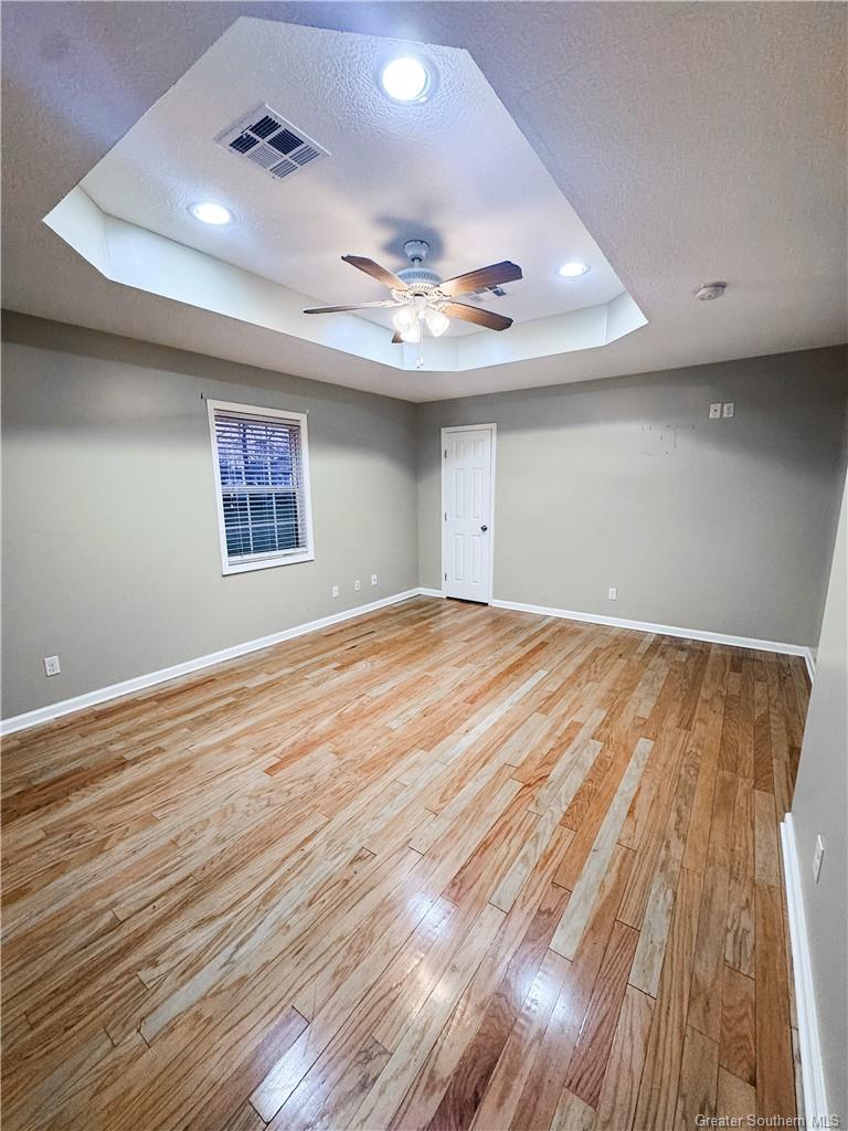 1737 Saint John Street