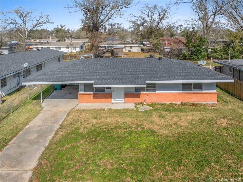 1313 Clover Drive