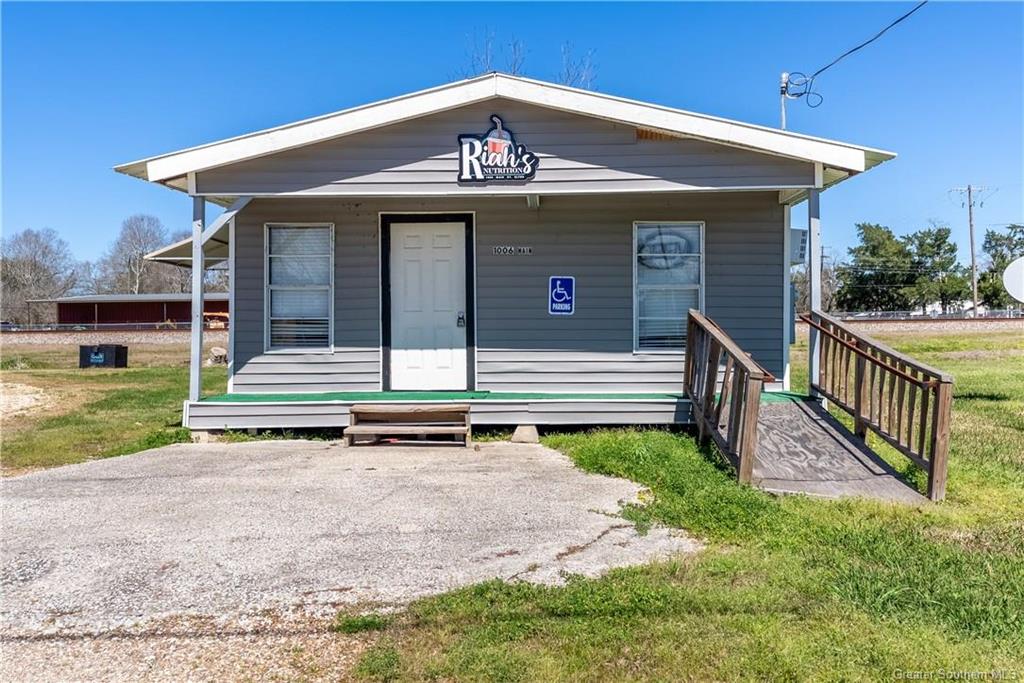 1006 Main Street