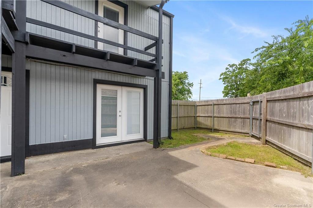 1855 Fox Run Drive 1