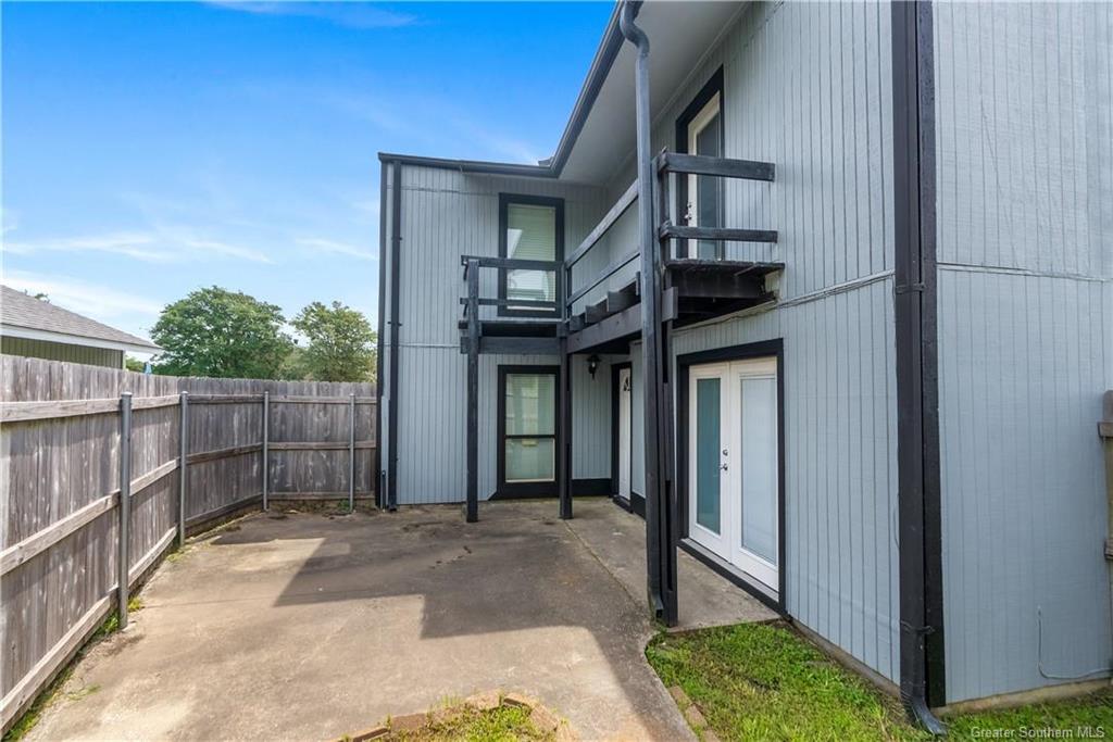 1855 Fox Run Drive 1