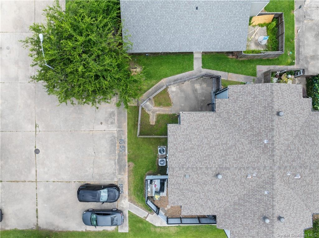 1855 Fox Run Drive 1